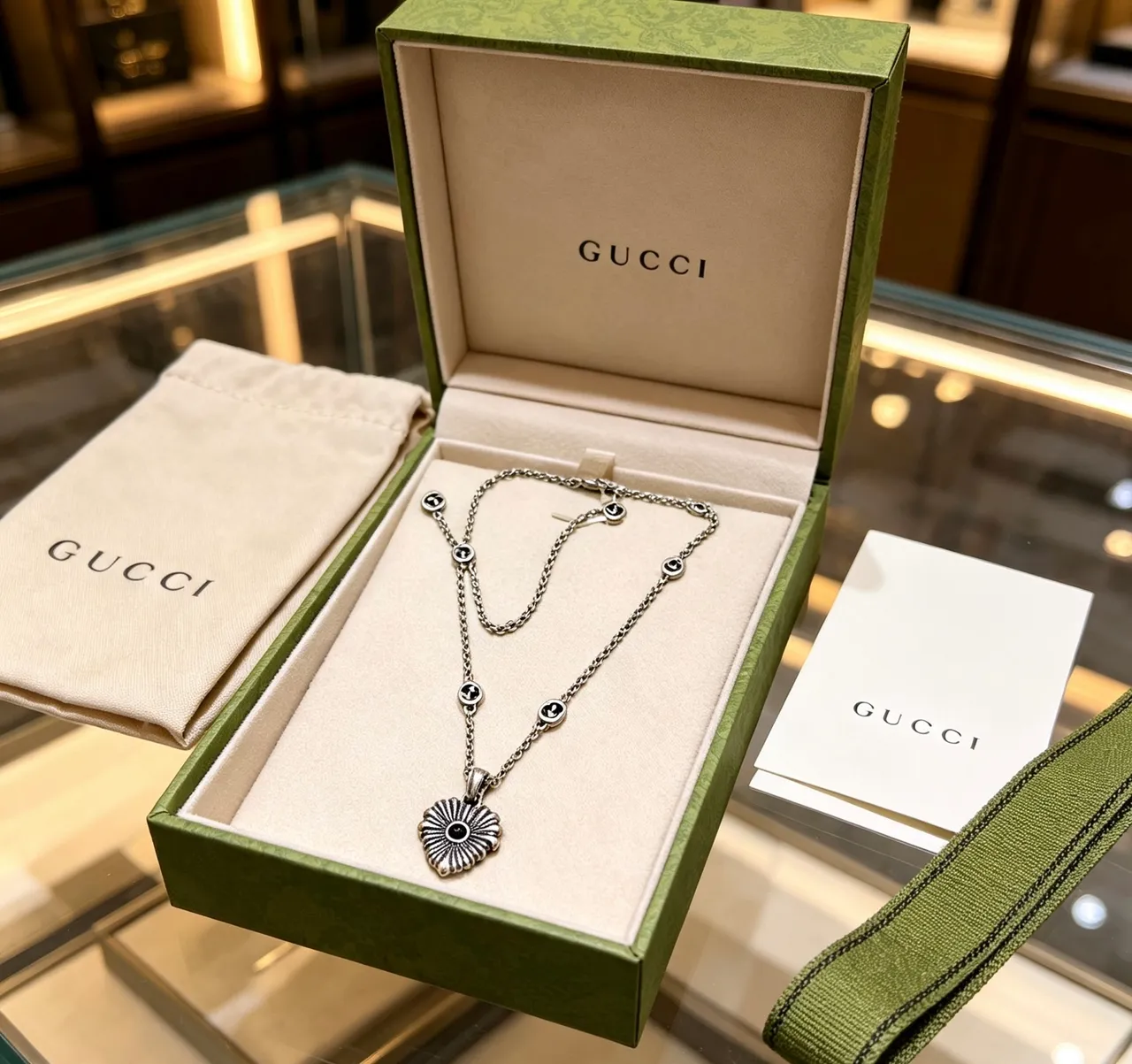 Gucci Floral Eye Silver Black Chain Sunburst Pendant Necklace 9