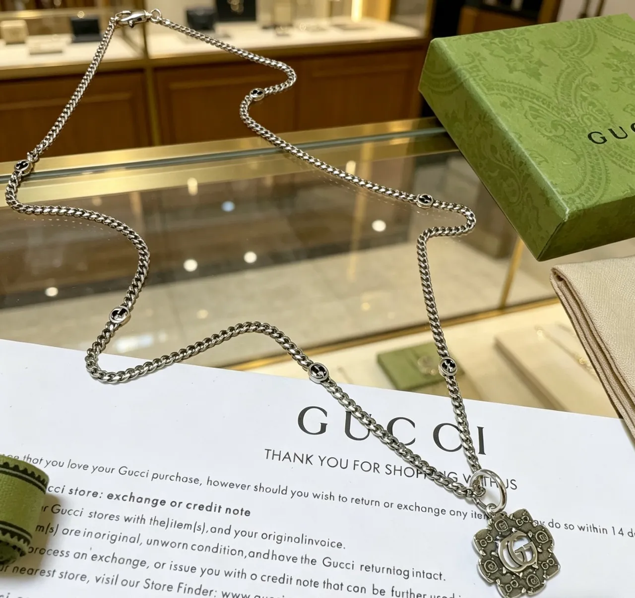 Gucci Floral GG Interlocking G Pendant Necklace 3