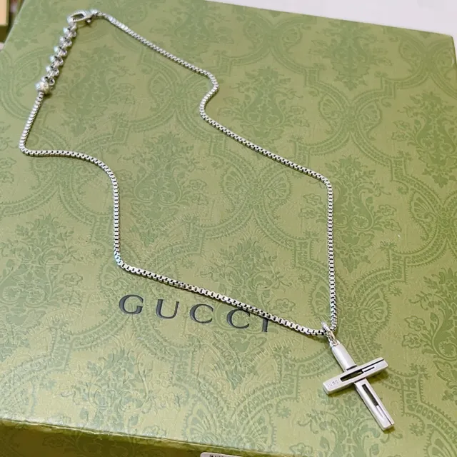 Gucci Geometric Cross Pendant Silver Necklace 3
