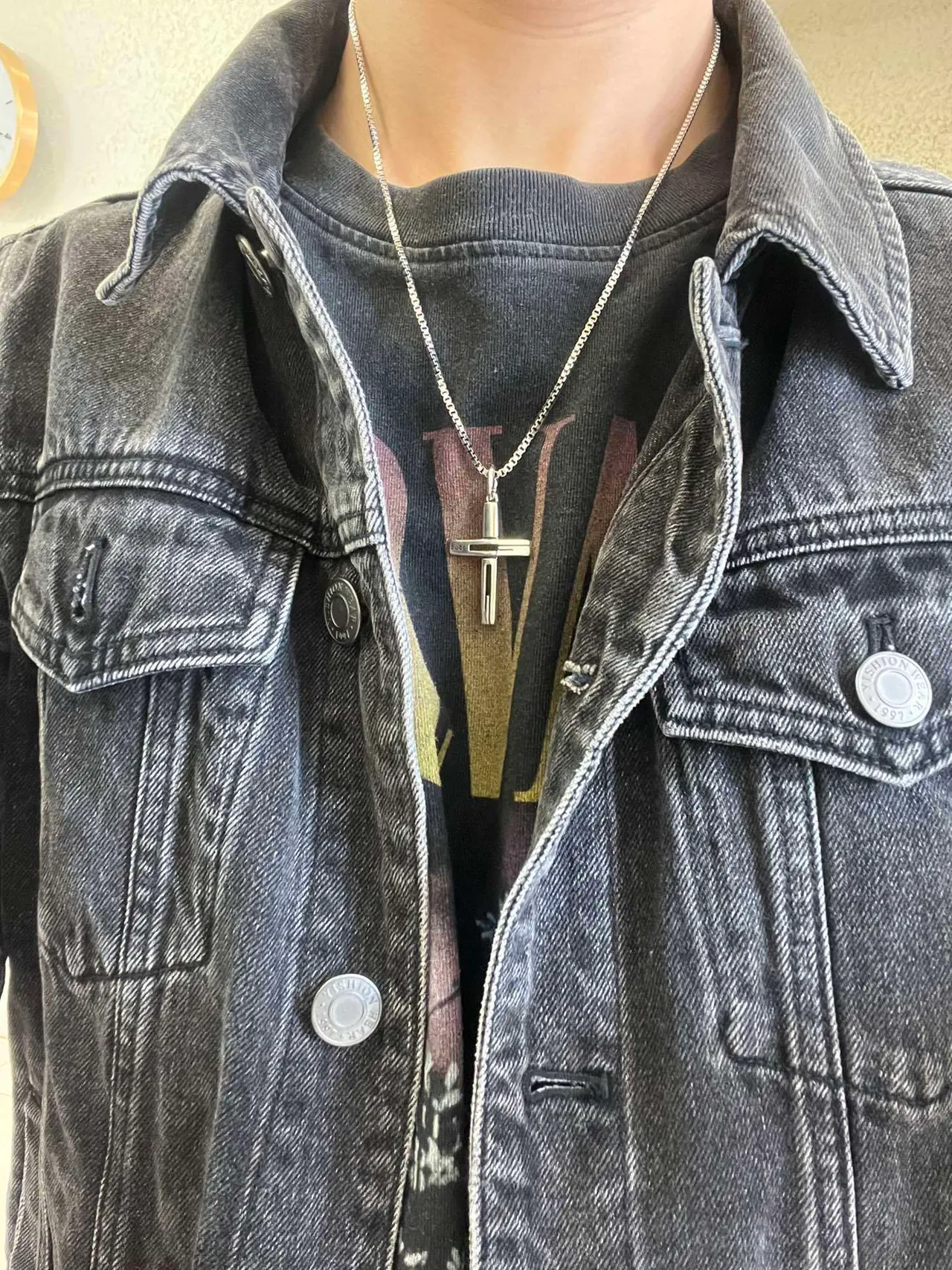 Gucci Geometric Cross Pendant Silver Necklace 5