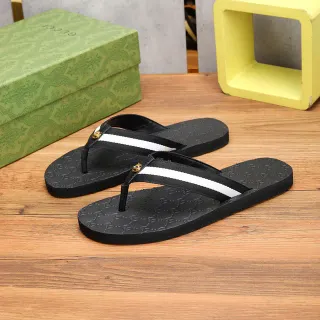 Gucci GG उभरे हुए जाल स्ट्राइप स्लिपर्स