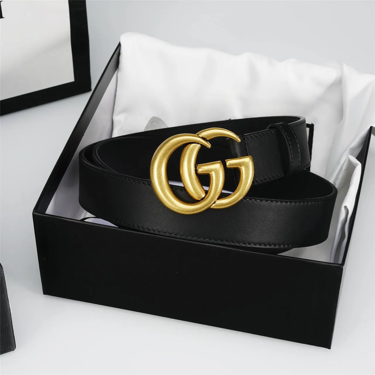 Gucci GG Marmont Noir Doré Interlocking Double G Boucle Ceinture en cuir lisse 5