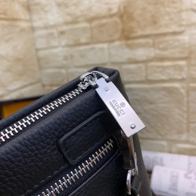 Gucci GG Marmont Black Pebbled Leather Envelope Clutch 3