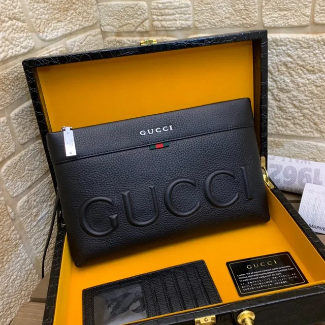 Gucci GG Marmont Black Pebbled Leather Envelope Clutch 8