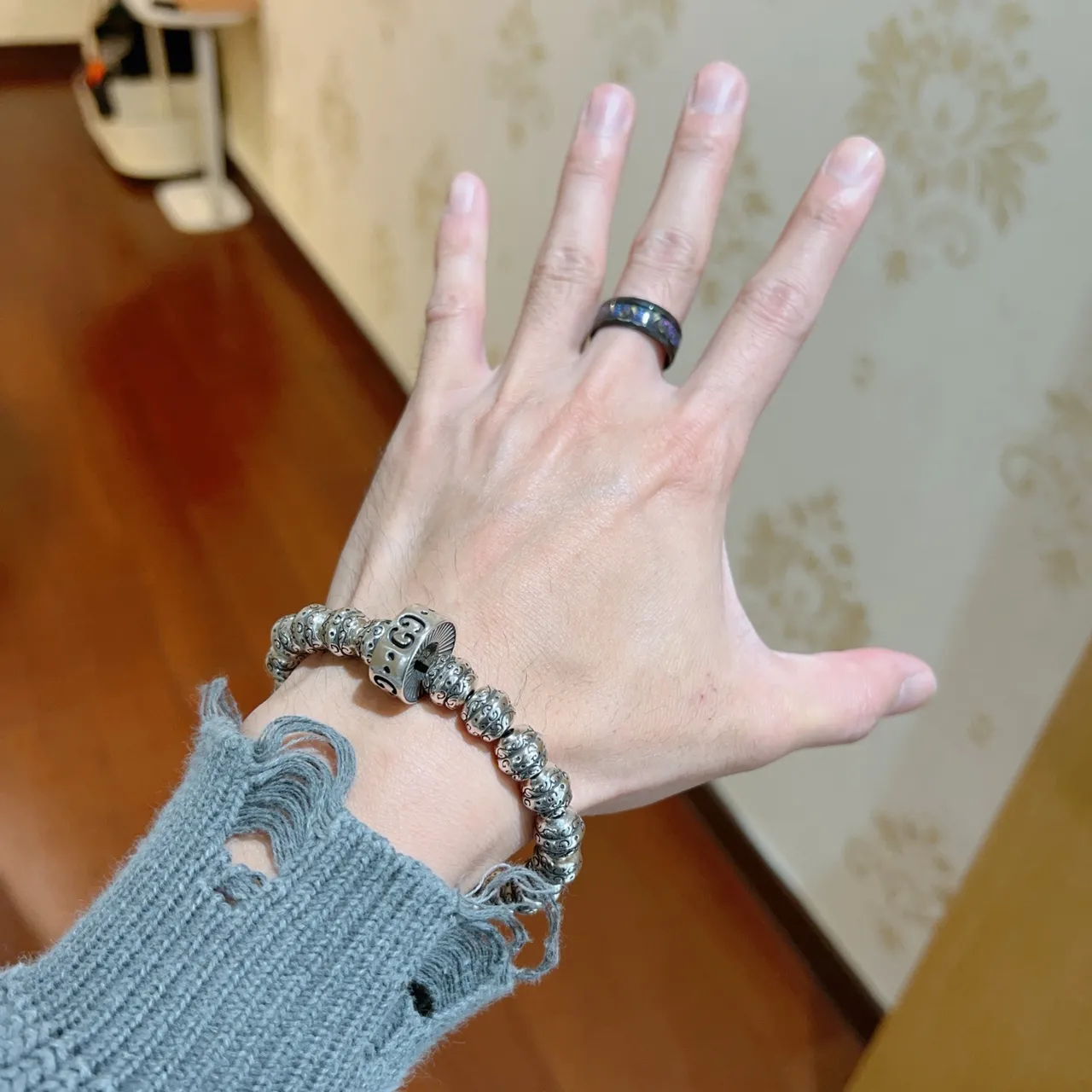 Gucci GG Marmont Bracelet Silver Black Ornate Filigree Beads Interlocking G Charm Bracelet 4