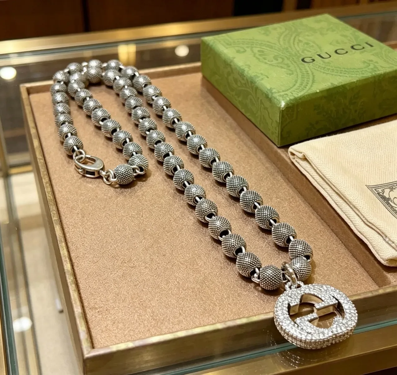 Gucci GG Marmont Crystal-Encrusted Interlocking G Beaded Chain Necklace 2