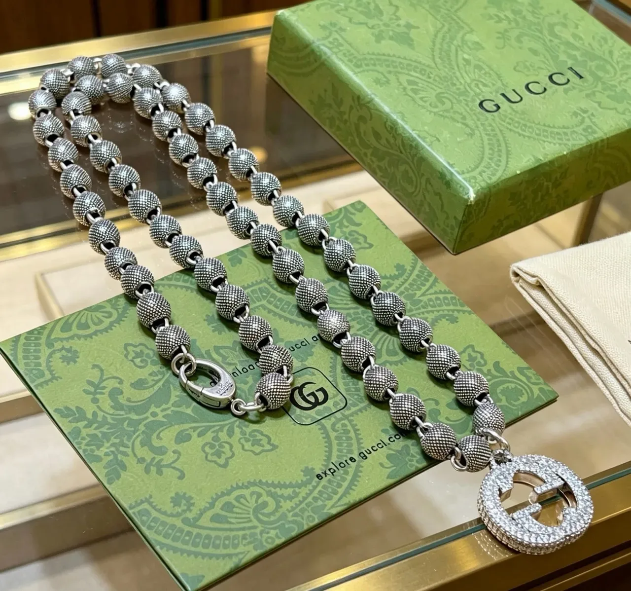 Gucci GG Marmont Crystal-Encrusted Interlocking G Beaded Chain Necklace 3