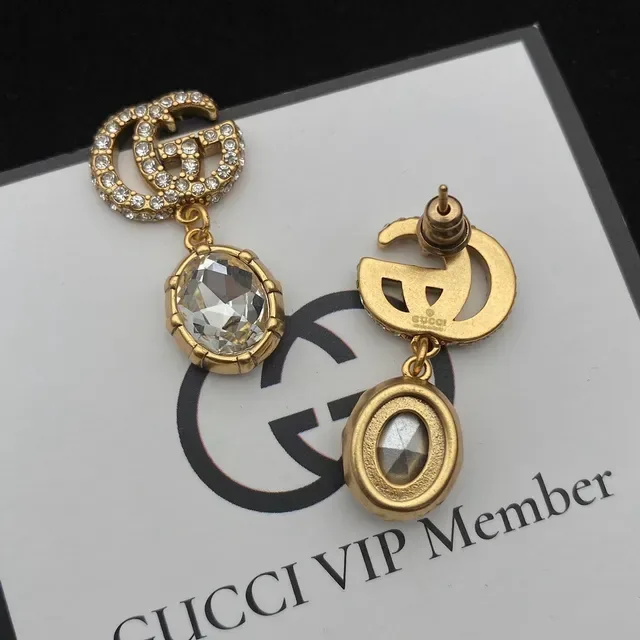 Boucles d'oreilles Gucci GG Marmont Double G à cristaux et pierres facetées 4