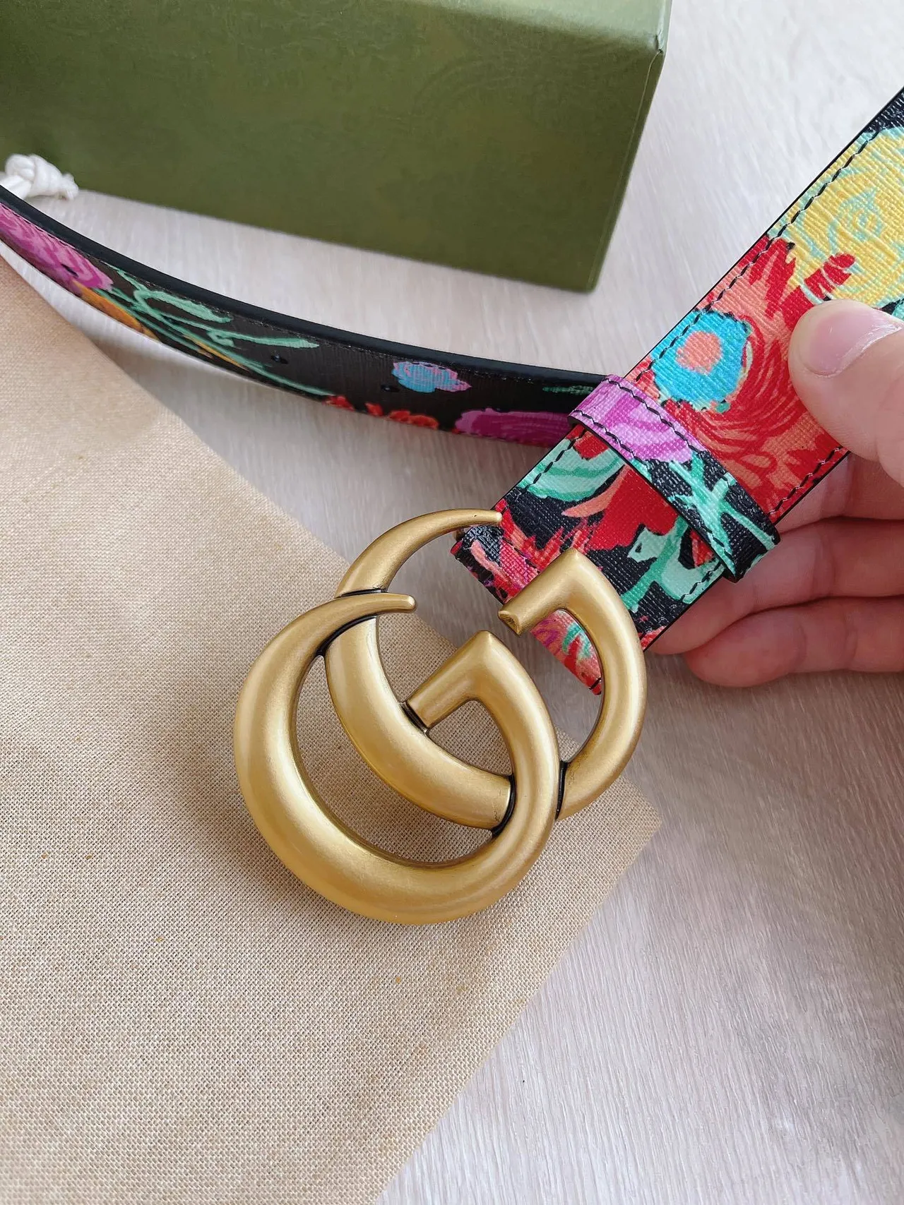 Gucci GG Marmont ফ্লোরাল-প্রিন্ট কালো চামড়ার বেল্ট 3