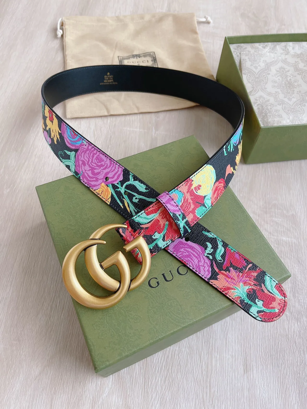 Gucci GG Marmont ফ্লোরাল-প্রিন্ট কালো চামড়ার বেল্ট 6