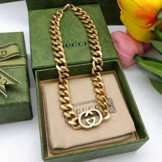 قلادة Gucci GG Marmont ذهبي كومبي كيرب قفل interlocking مزدوج G