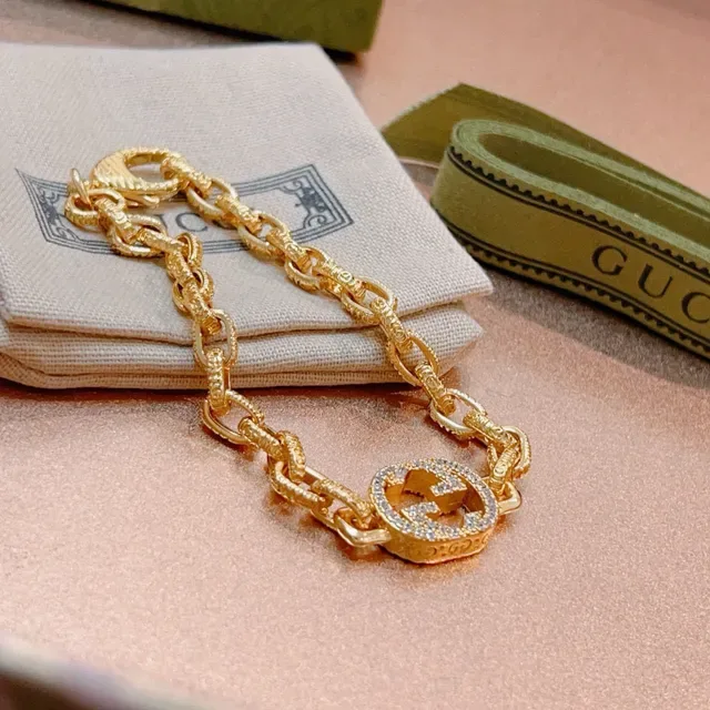 Gucci GG Marmont Gold-Tone Crystal Interlocking G Chain Bracelet 4