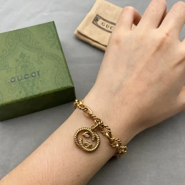 Gucci GG Marmont Gold Twisted Rope-Link Chain Interlocking G Pendant Bracelet 6