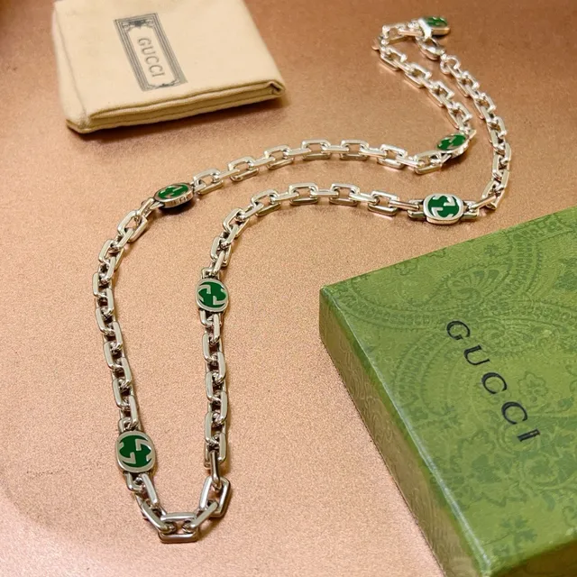 Gucci GG Marmont Green Enamel Interlocking G Chain Necklace 3