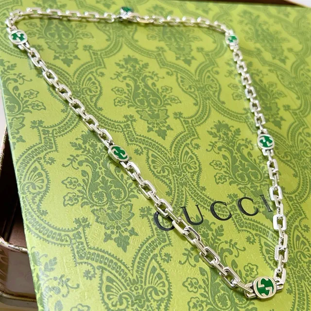 Gucci GG Marmont Green Enamel Interlocking G Chain Necklace 9