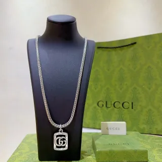 Gucci GG Marmont Interlocking Double G Pendant Necklace