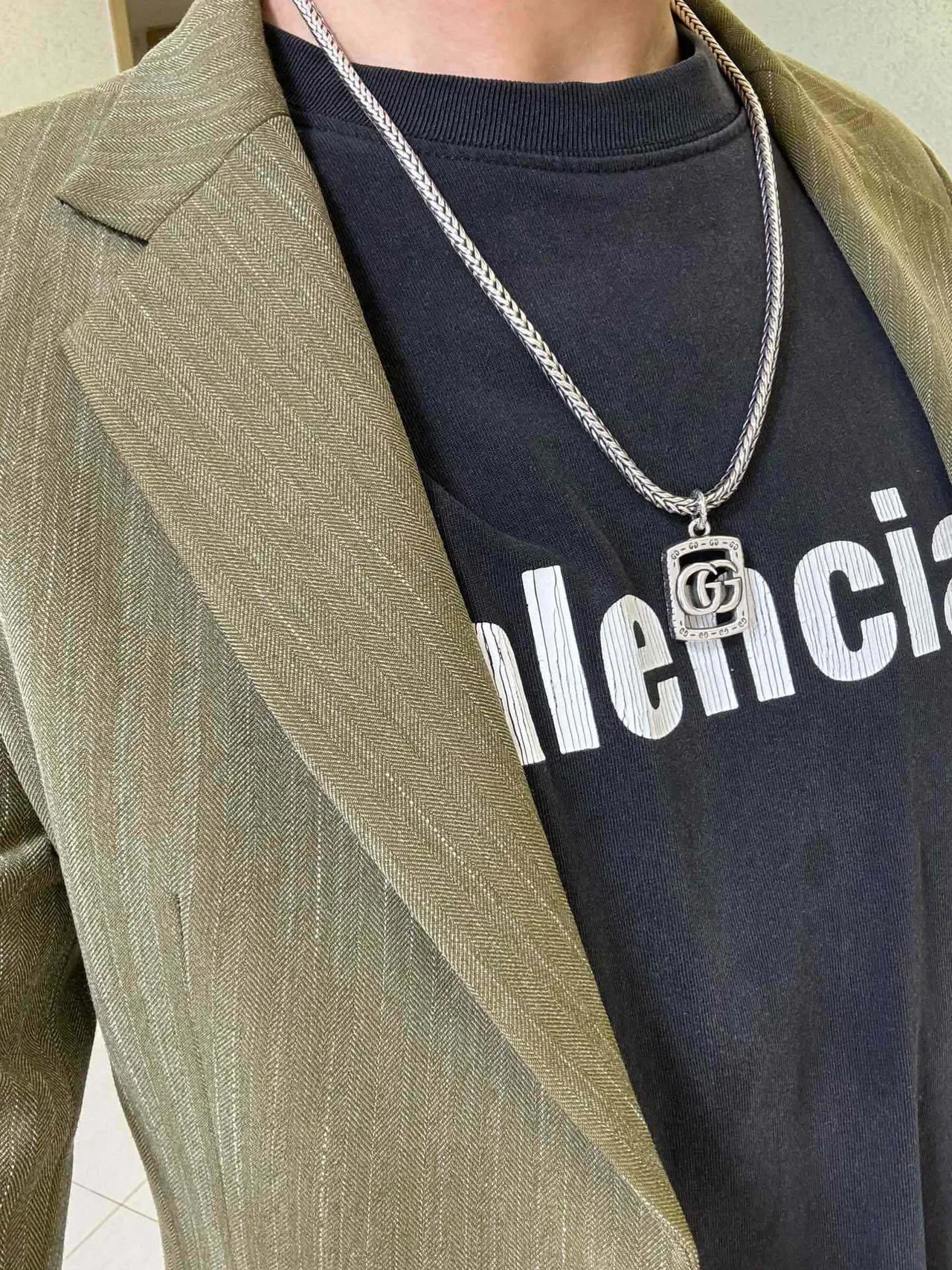 Gucci GG Marmont Interlocking Double G Pendant Necklace 2