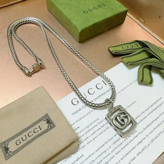 Gucci GG Marmont Interlocking Double G Pendant Necklace 7