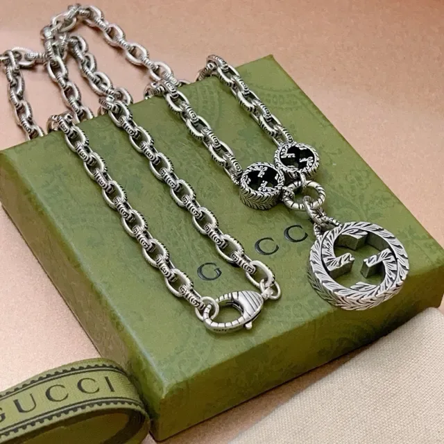 Gucci GG Marmont Interlocking G Pendant Silver Necklace 6