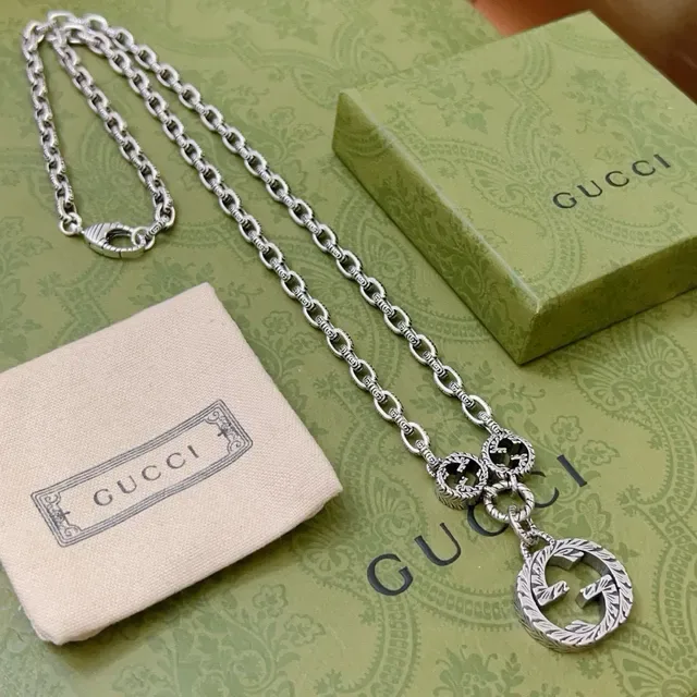 Gucci GG Marmont Interlocking G Pendant Silver Necklace 7