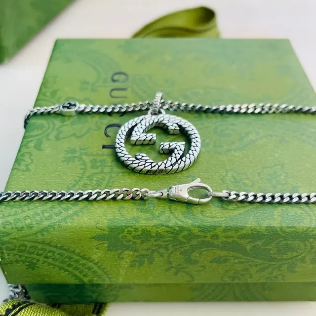 Gucci GG Marmont Interlocking G Snake-Scale Pendant Necklace 5