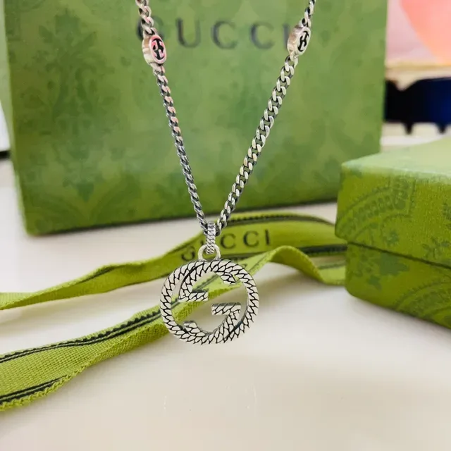 Gucci GG Marmont Interlocking G Snake-Scale Pendant Necklace 6