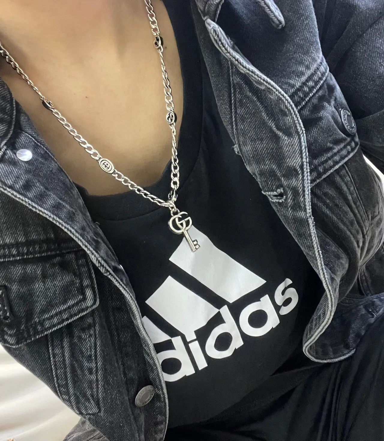 Gucci GG Marmont Pendentif Clé Chaîne Argentée Collier 2
