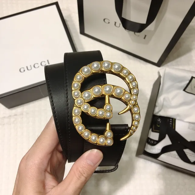 Gucci GG Marmont Pearl-Embellished Gold-Tone Black Leather Belt 3