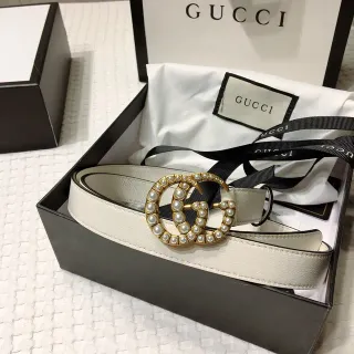 Gucci GG Marmont মুক্তা-ঝুলিত অফ-হোয়াইট চামড়ার বেল্ট