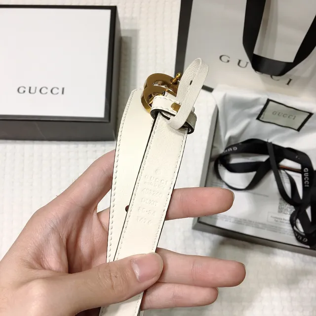 Gucci GG Marmont Pearl-Embellished Off-White Leather Belt 4