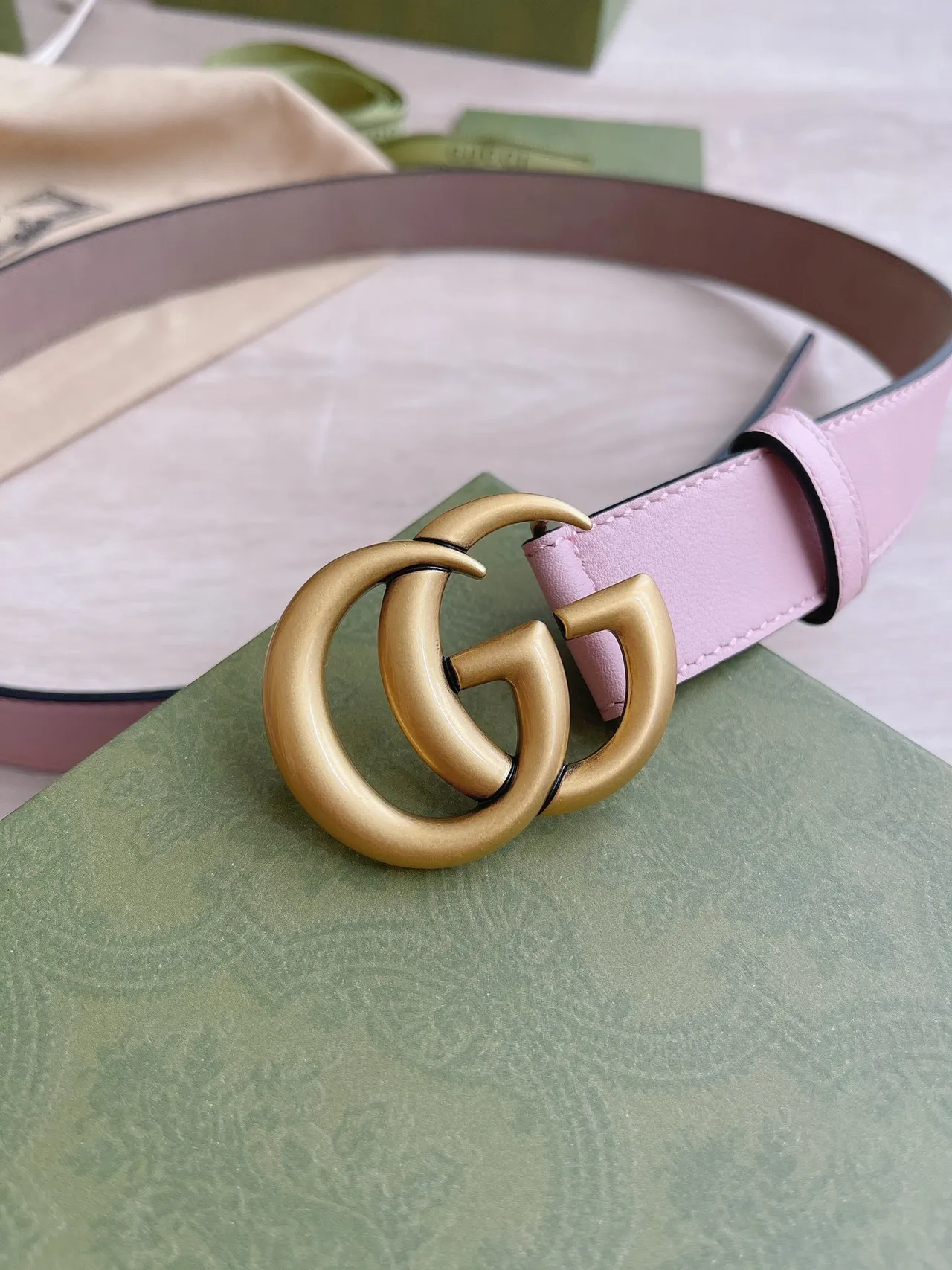Gucci GG Marmont Pink Gold Interlocking Double G Buckle Smooth Pastel Leather Belt 4