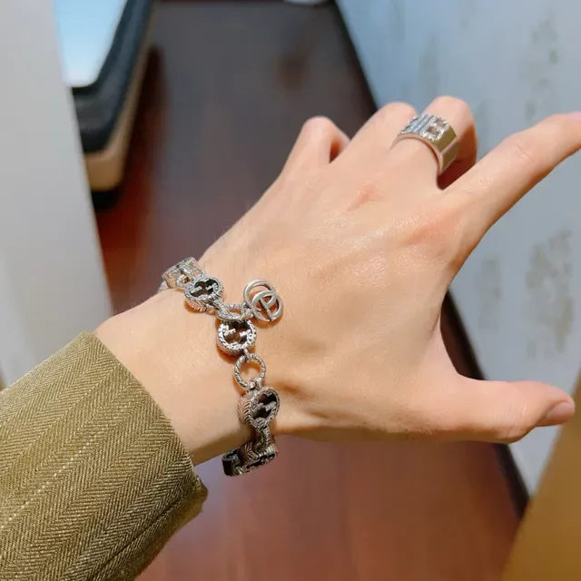 Gucci GG Marmont Silver Black Interlocking G-Link Rope-Edge Detailing Bracelet 5