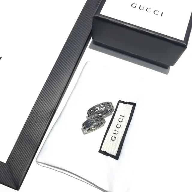 Gucci GG মারমন্ট রূপালি কালো বর্গাকার পেন্ড্যান্ট ইন্টারলকিং G মোটিফ নেকলেস 4
