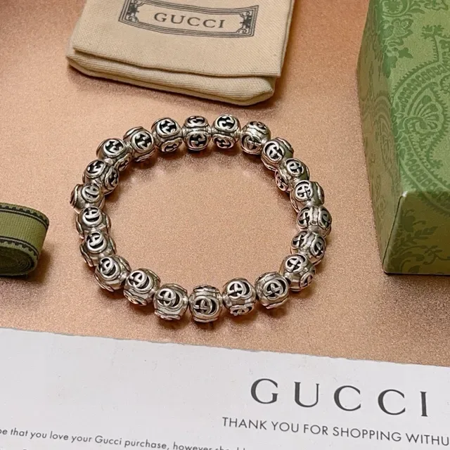 Gucci GG Marmont Argent Vert Perles Sphériques Motif G Entrelacé Bracelet 4