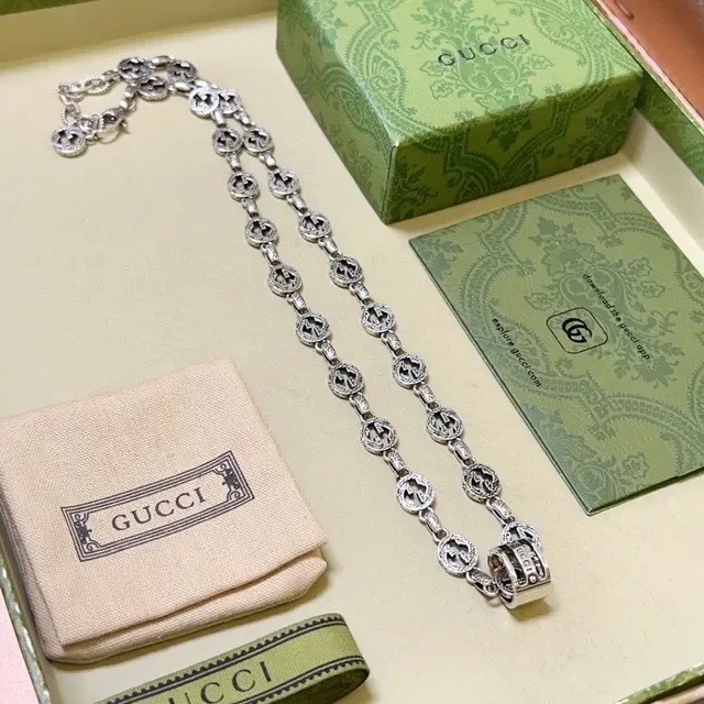 Gucci GG Marmont Silver Interlocking G Motif Oxidized Finish Necklace 3