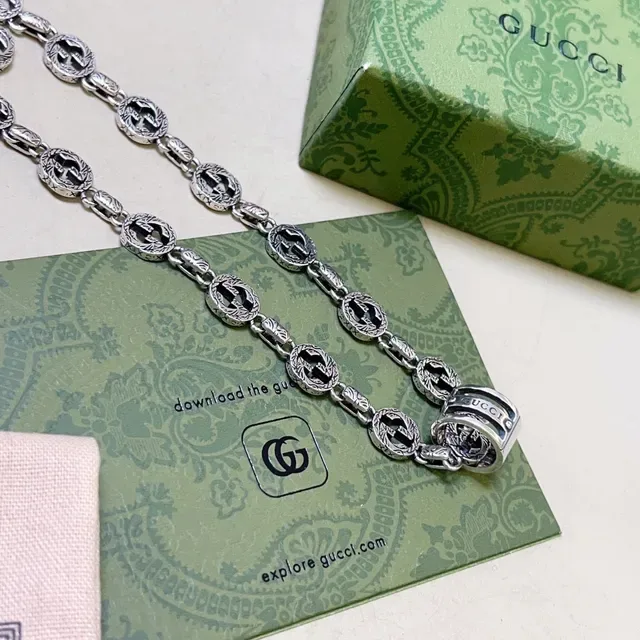 Gucci GG Marmont Silver Interlocking G Motif Oxidized Finish Necklace 4