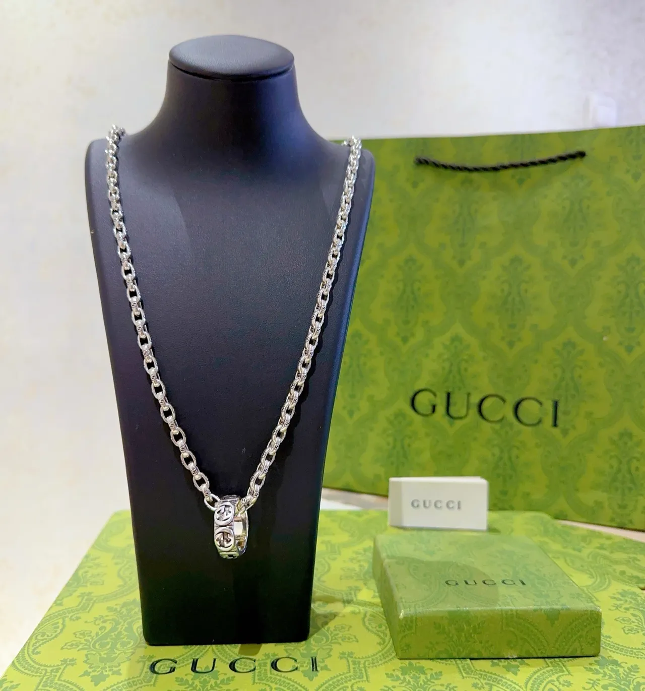 Gucci GG Silver Green Interlocking G-Link Chain Oxidized Finish Necklace 3