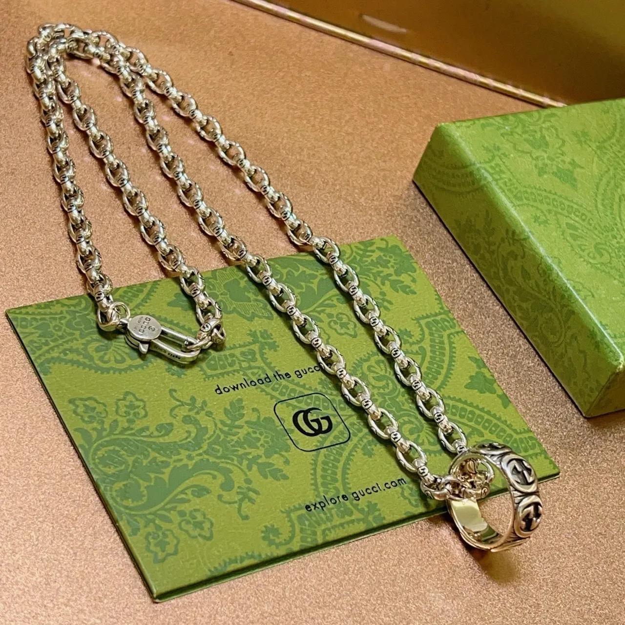 Gucci GG Silver Green Interlocking G-Link Chain Oxidized Finish Necklace 4