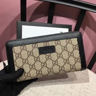 Gucci GG Supreme Beige and Black Long Wallet