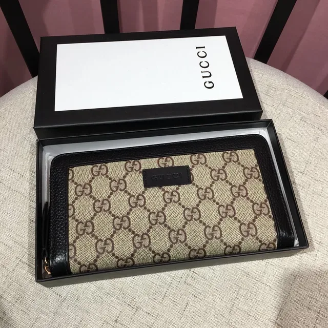 Gucci GG Supreme بيج وأسود محفظة طويلة 3