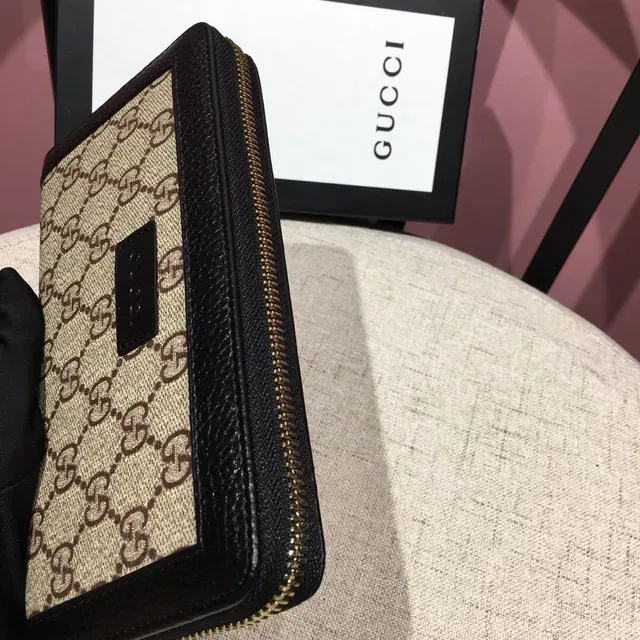 Gucci GG Supreme بيج وأسود محفظة طويلة 4