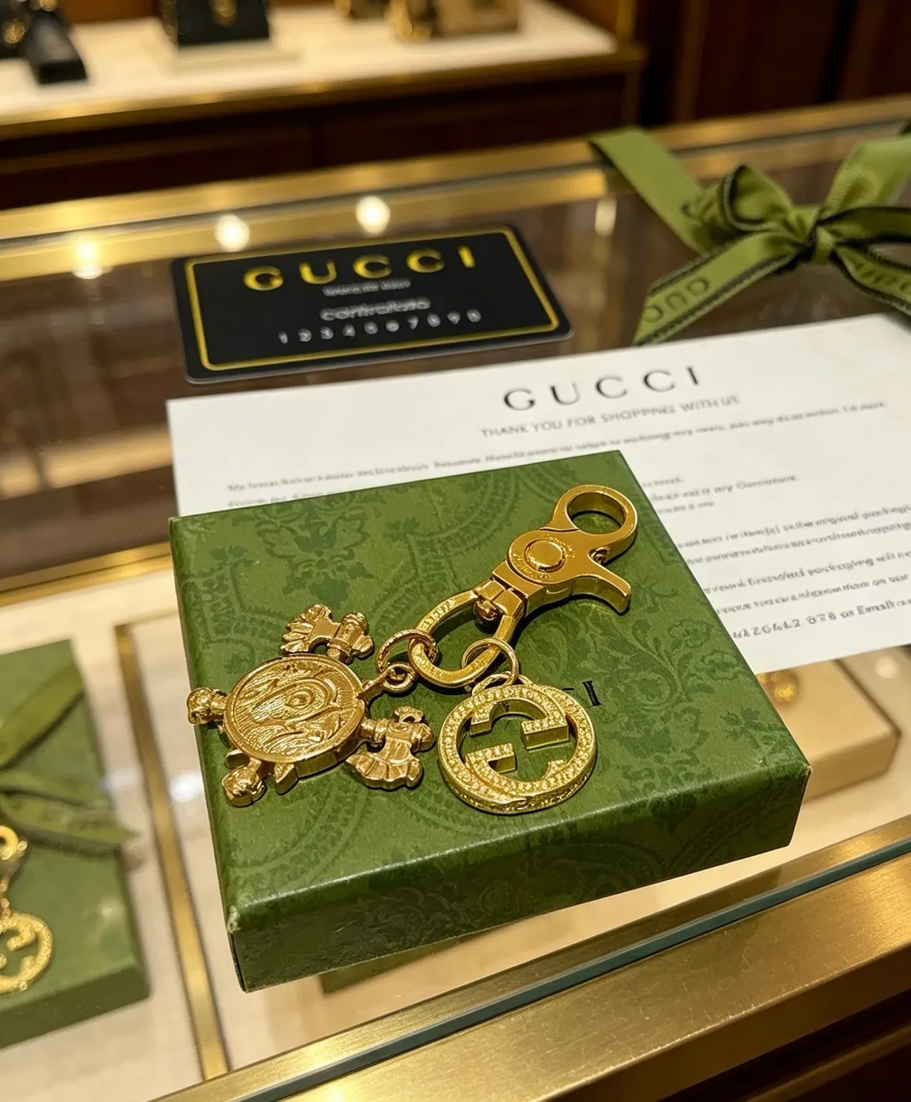 Gucci Gold Metal Interlocking G Logo Jewelry 2