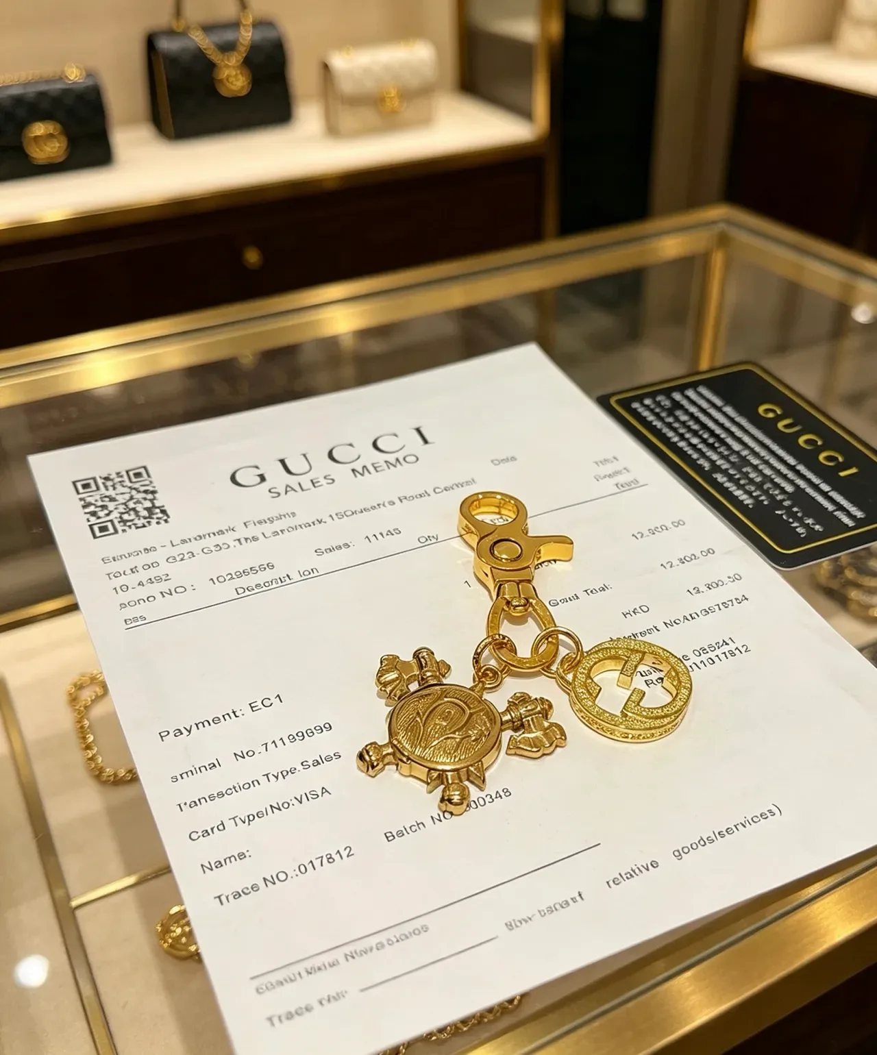 Gucci Gold Metal Interlocking G Logo Jewelry 5