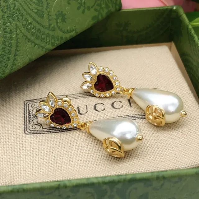 Gucci Gold Red Heart-Shaped Gem Top Pearl Teardrop Drop Earrings 3