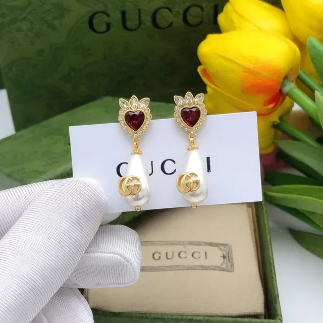 Gucci Gold Red Heart-Shaped Gem Top Pearl Teardrop Drop Earrings 5