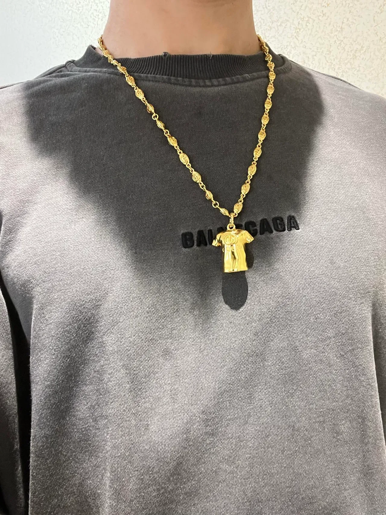 Gucci Gold Textured Oval-Link Chain Necklace 2