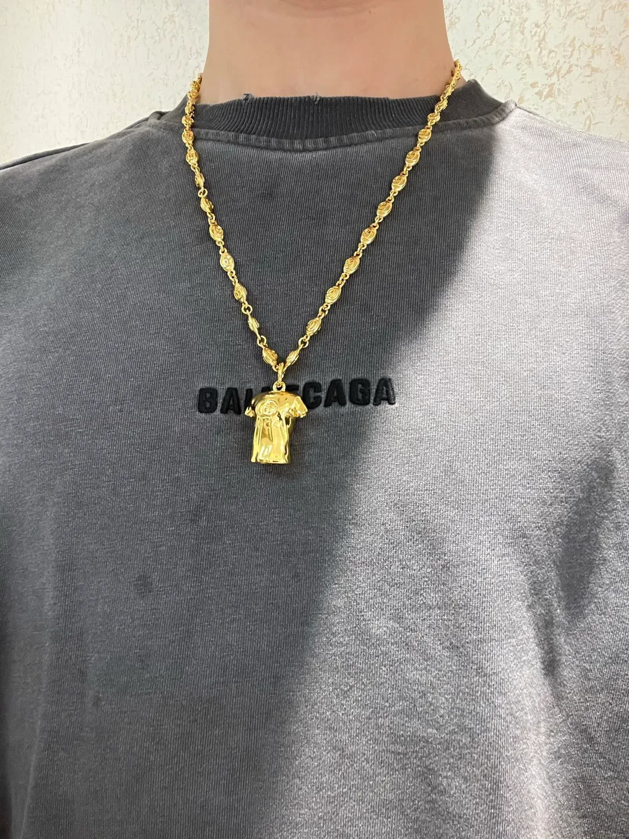 Gucci Gold Textured Oval-Link Chain Necklace 5