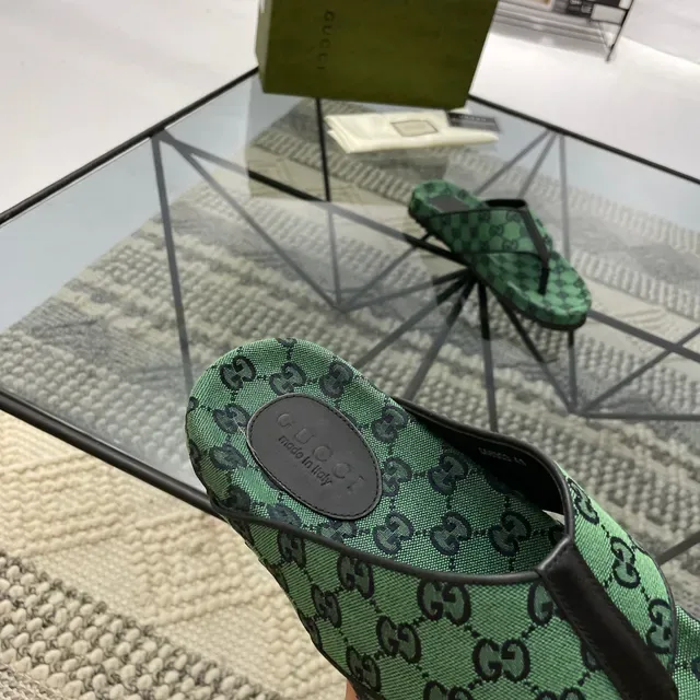 Gucci Verde Negro GG Monogram Lona Sandalias Thong Strap 5