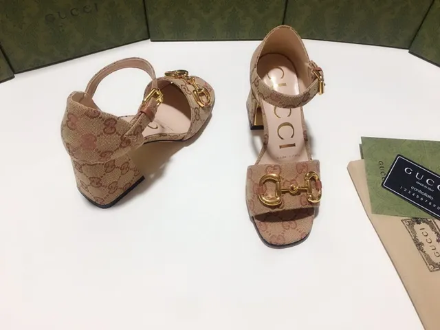Gucci Horsebit 1955 Beige Gold GG Monogram Canvas Buckle Block Heel 8