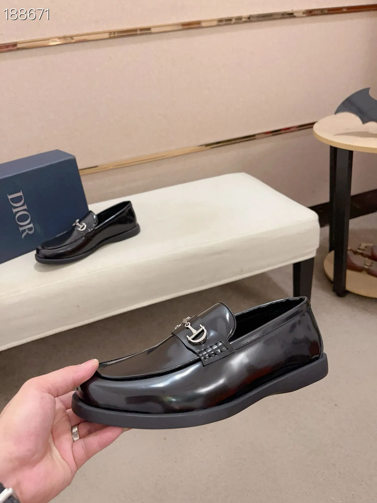 Gucci Horsebit 1955 Loafer en cuir verni noir brillant avec boucle 5